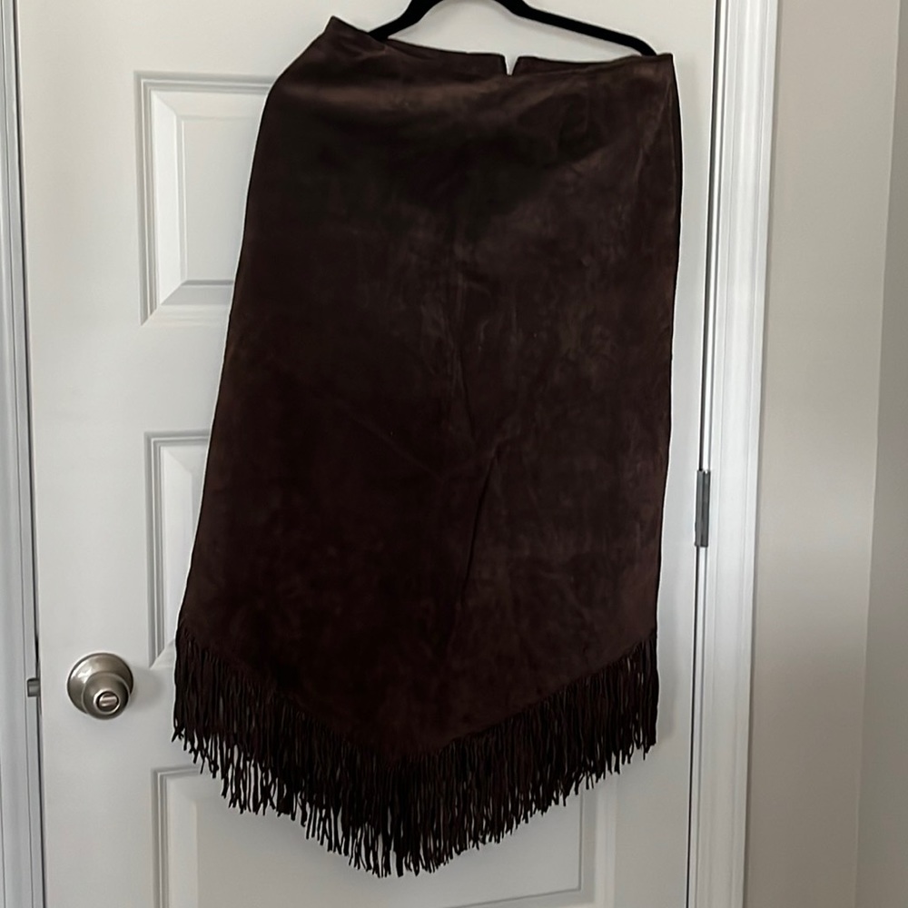 100% leather/suede cowgirl inspired skirt..so fun!
